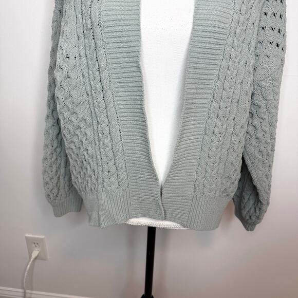 Abercrombie & Fitch Cable Chunky Knit Open Front Cardigan Sage Green Size Medium - Picture 4 of 12